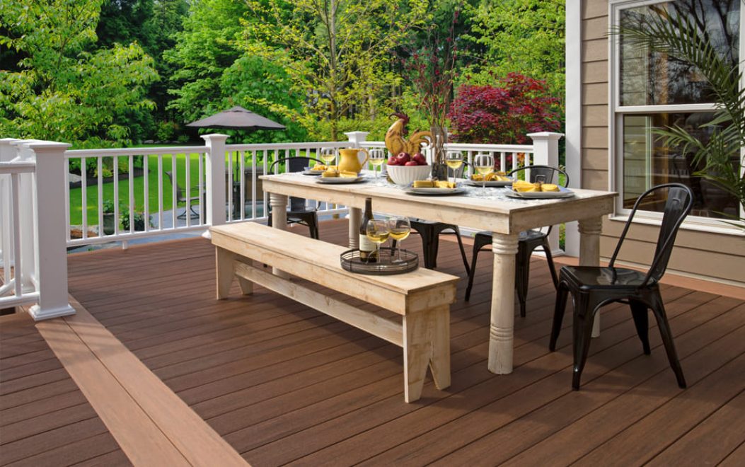 14-AZEK_Vintage_Mahogany_CypressAcents_02
